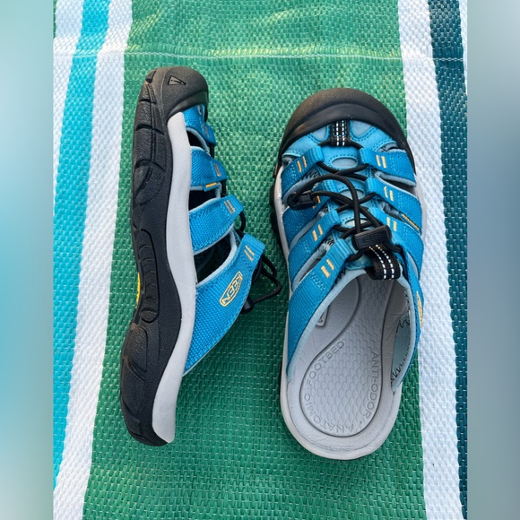 KEEN Women's Newport H2 Slide On Sandals Fjord Blue/Iceland Poppy, Size 5.5 EUC - Picture 10 of 15
